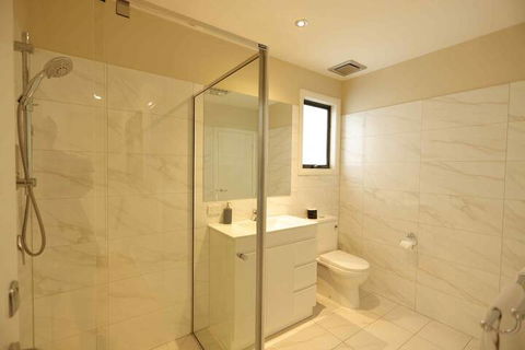 Apollo Bay Seal Apartments - Darwin Holiday 7