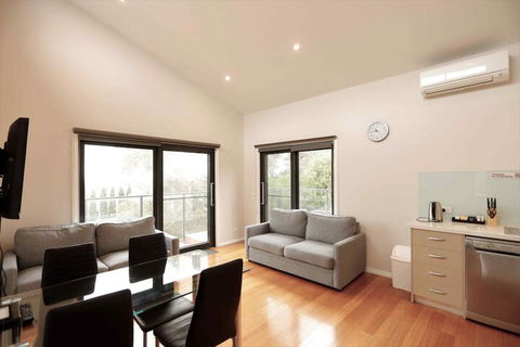 Apollo Bay Seal Apartments - Darwin Holiday 4