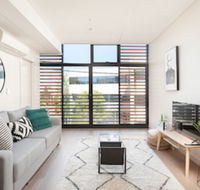 Stunning Designer Newtown Pad H394 - Darwin Holiday