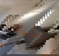 Kilmarnock House - Darwin Holiday