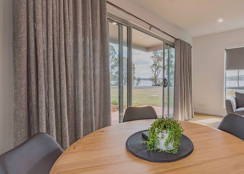 Tasman Holiday Parks - St Helens - Darwin Holiday 4