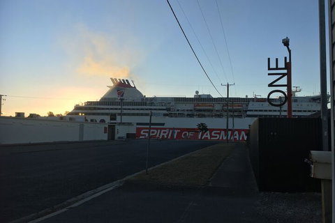 3ree Spacious & Charming Apartment - Darwin Holiday 5