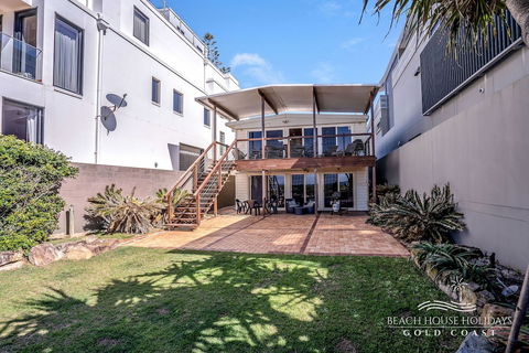 True Beachfront Beach House - Darwin Holiday 0