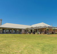 Holman Estate - Darwin Holiday