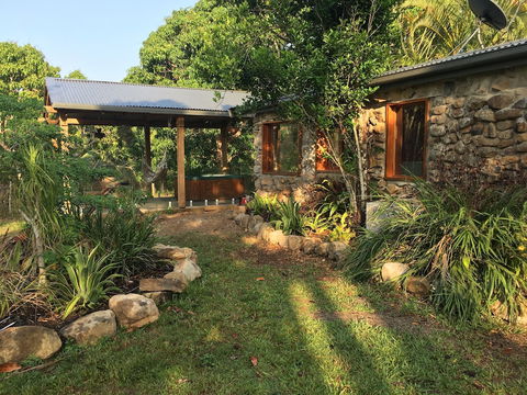 Palm Grove Rainforest Retreat - Darwin Holiday 0
