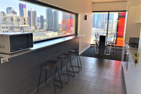 Ready Set On Coventry - Darwin Holiday 7