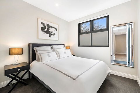 Manhattan Apartments - Caulfield North - Darwin Holiday 3