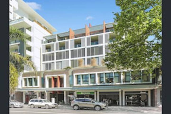 Gwynneville NSW Darwin Holiday