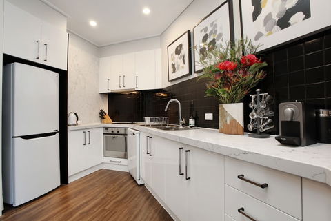 StayCentral On Little Collins - Darwin Holiday 6