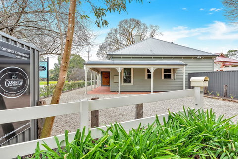 Grandview Accommodation - The Flaxley Apartments - Darwin Holiday 5