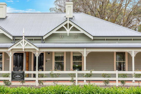 Grandview Accommodation - The Flaxley Apartments - Darwin Holiday 3