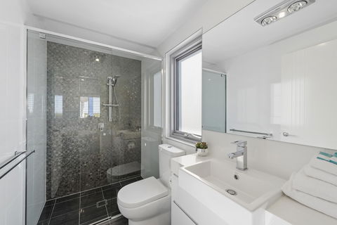 Iroise Beachside Apartment - Darwin Holiday 2