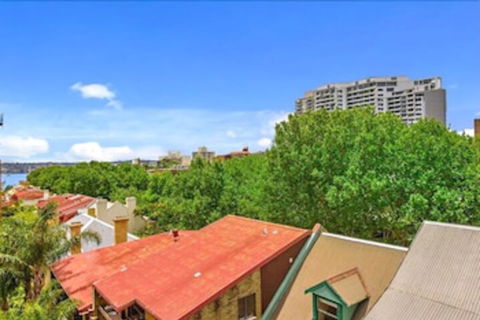 Potts Point Gem - Darwin Holiday 4