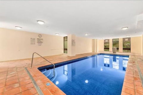 Potts Point Gem - Darwin Holiday 0