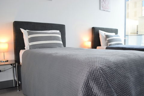 Executive Stay On Little Collins - Darwin Holiday 6