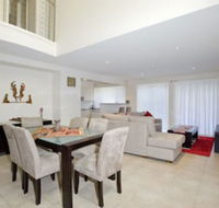 Sandcastles Unit 18 Fingal Bay - Darwin Holiday