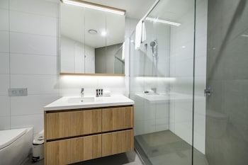 Accommodate Canberra - Northshore - Darwin Holiday 2