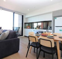 Queen of Northcote Views Rejuvenate Stays - Darwin Holiday