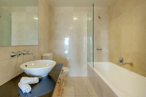 Midtown Darling Harbour - Darwin Holiday 7