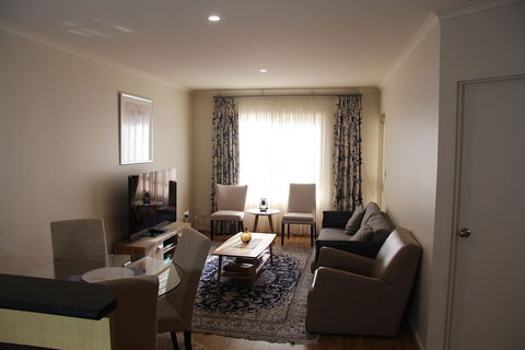 Adelaide City Apartment - 3BR, 2Bath & Carpark - Darwin Holiday 2