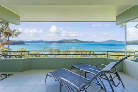 Lagoon 202 On Hamilton Island - Darwin Holiday 0