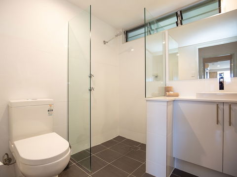 Lagoon 201 On Hamilton Island - Darwin Holiday 5