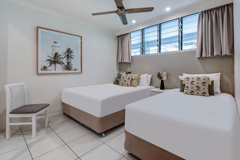 Lagoon 206 On Hamilton Island - Darwin Holiday 3