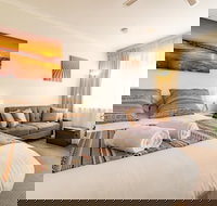 Ocean Sunset Glenelg Central Studio Apt - Darwin Holiday