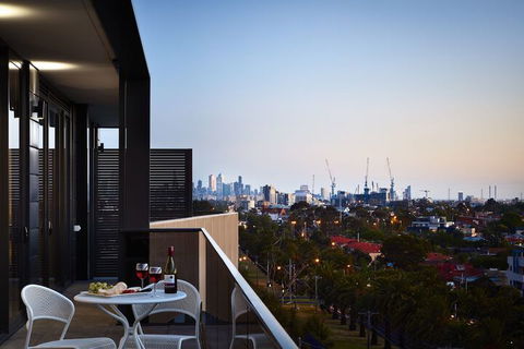 Essendon Escape - Darwin Holiday 5