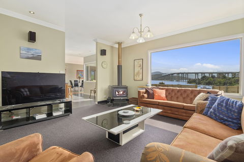 Manfield City Waterfront View Cottage - Darwin Holiday 4