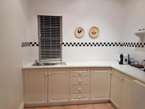 Two Sisters Chalets - Darwin Holiday 3