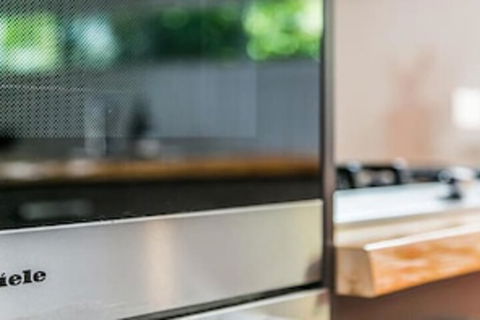 Red Bohemian - Darwin Holiday 3