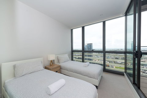 Melbourne CBD Victoria Harbour Short Stay Service Apartments - Darwin Holiday 6