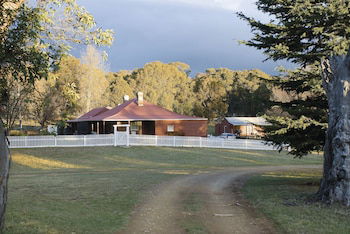 Currango Homestead - Darwin Holiday 0