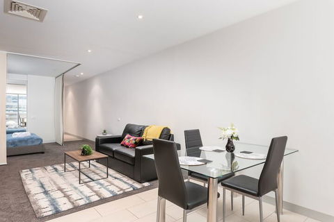 CityLights Apartments - Darwin Holiday 3