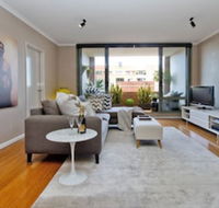 Ample Space in This 1 Bed Apt Also With Pool / Gym - Darwin Holiday