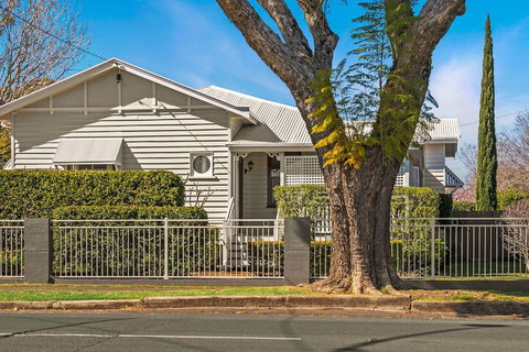 Frangipani House - Darwin Holiday 1