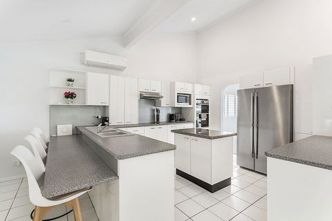 Randall Drive 64 - Darwin Holiday 5