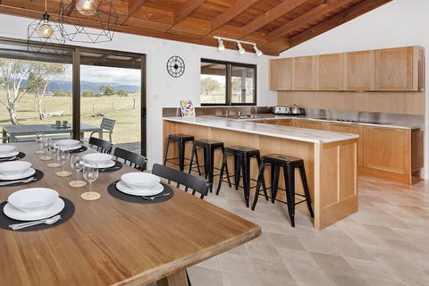 Peak View House - Darwin Holiday 3