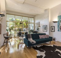 Warehouse in Woolloomooloo - Darwin Holiday