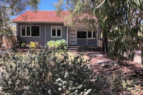 Barefoot Beach Cottage - Darwin Holiday 0