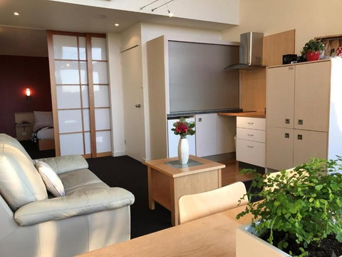 River Vineyard Retreat - Darwin Holiday 5