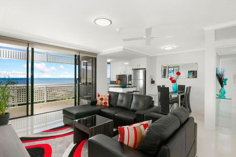 Cairns Luxury Waterfront Apartment - Darwin Holiday 6