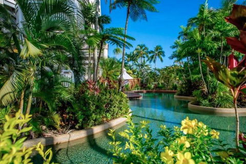Cairns Luxury Waterfront Apartment - Darwin Holiday 5