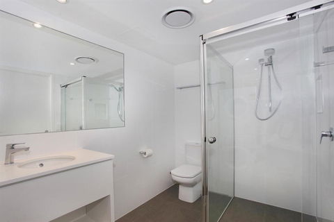 Unit 4 Coolum Cove Coolum Beach - Darwin Holiday 4