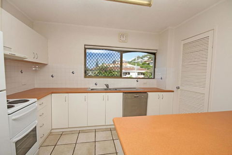 Unit 4 Cooltoro Court Coolum Beach - Darwin Holiday 1
