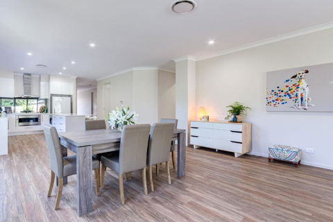 59 Banksia Avenue Coolum Beach Pet Friendly Linen Included 500 BOND - Darwin Holiday 3