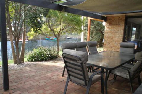 Thora Street Waterfront - Darwin Holiday 7