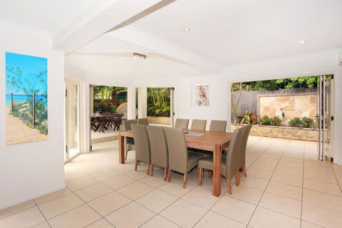 11 Dalmor Court Coolum Beach Pet Friendly Linen Supplied 500 BOND - Darwin Holiday 4