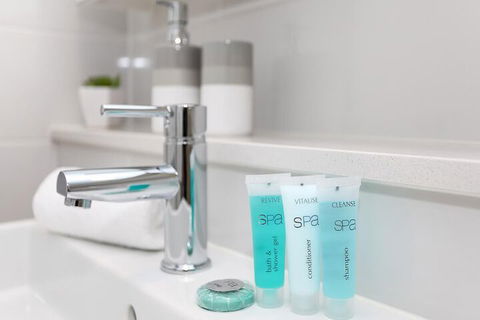 Art Deco In The Cul-de-Sac - Darwin Holiday 3